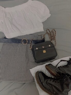 「Dr. Martens（ドクターマーチン）のアイテム（ブーツ、ブラック系）」を使った、imiさん（レディース・160cm）の夏コーディネート