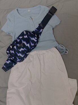 「blackupのアイテム（パンツ、ホワイト系）」を使った、imiさん（レディース・160cm）の夏コーディネート