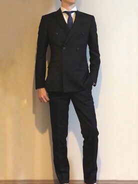 「VERSACE（ヴェルサーチ）のアイテム（フォーマルスーツ/小物）」を使った、ttさん（メンズ・181cm）の秋コーディネート