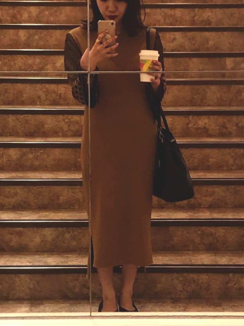 「オトナカジュアル、秋服、大人かわいい、ブラウンコーデ、ootd、ニット」｜「mameのアイテム（ワンピース、ブラウン系）」を使った、naさん（レディース・157cm）の秋コーディネートの1枚目の写真