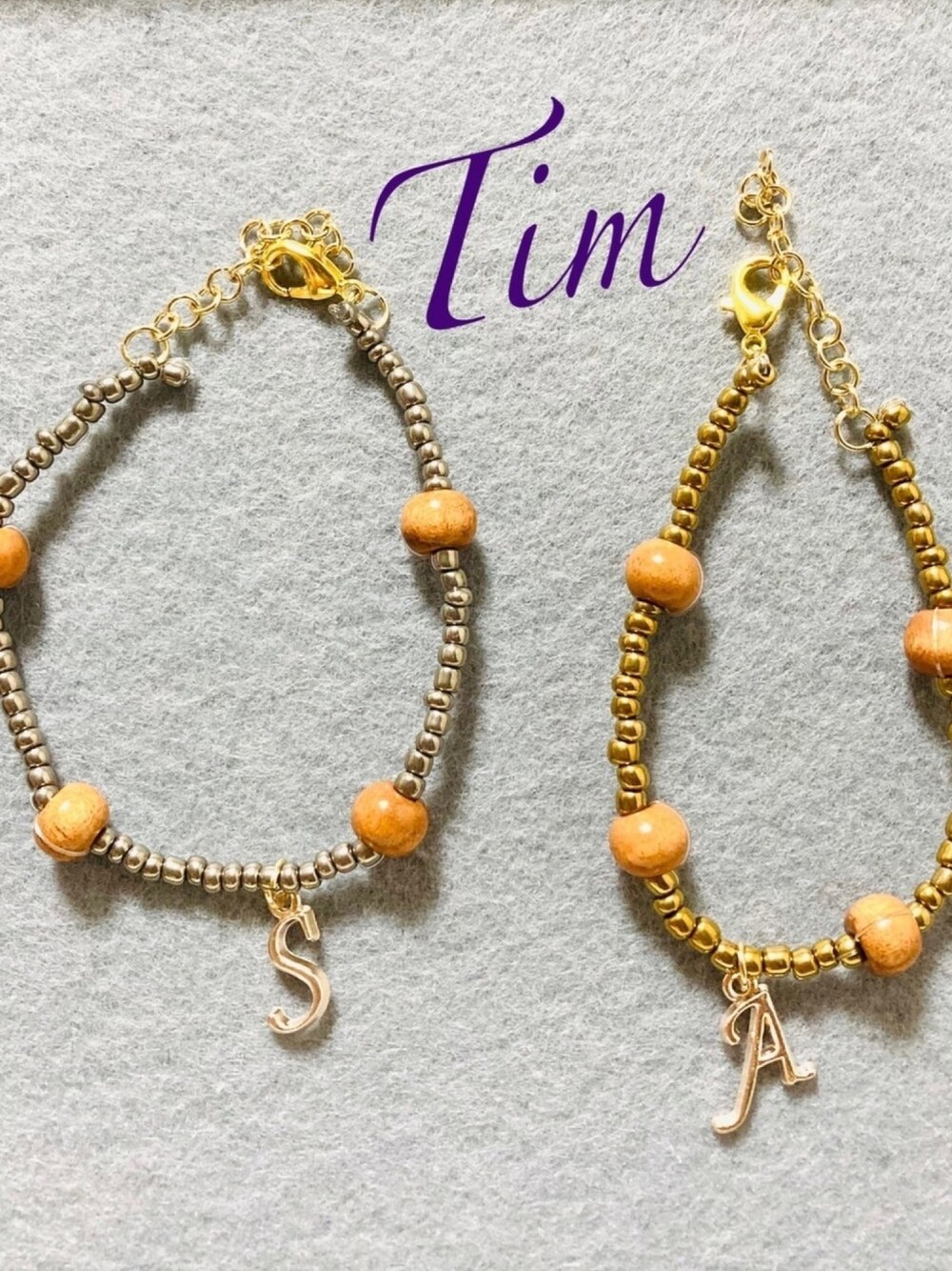 その他のブレスレットを着用したメンズの秋コーディネートの1枚目の写真