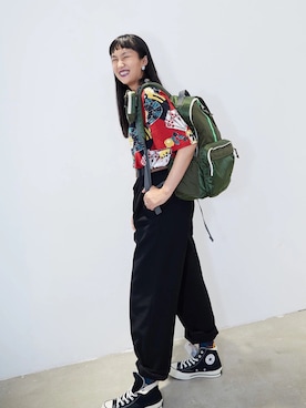「DRIES VAN NOTEN（ドリスヴァンノッテン）のアイテム（スラックス）」を使った、Meredith N KING寜謐謐さん（レディース・168cm）の秋コーディネート