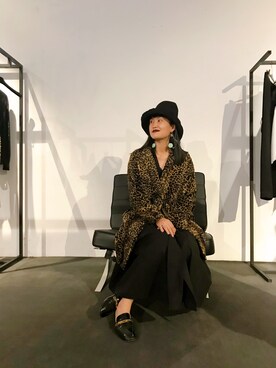 Meredith N KING寜謐謐さんのコーディネート