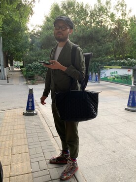 Meredith N KING寜謐謐さんのコーディネート