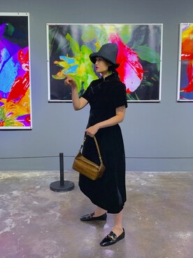 Meredith N KING寜謐謐さんのコーディネート