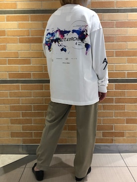 「ビーセカンド(B'2nd)」｜「アイテム（Tシャツ/カットソー）」を使った、amiさん（レディース・160cm）の冬コーディネート