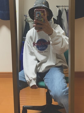「NEONSIGN（ネオンサイン）のアイテム（帽子）」を使った、ebliy.さん（メンズ・165cm）の秋コーディネート