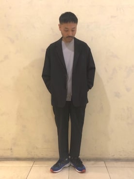 「BEAUTY&YOUTH UNITED ARROWS（ビューティーアンドユースユナイテッドアローズ）のBY KOMATSU PACK 2ボタン リラックスシルエット ジャケット 【セットアップ対応】（テーラードジャケット、グレー系）」を使った、NISHIDAさん（メンズ・163cm）の春コーディネート