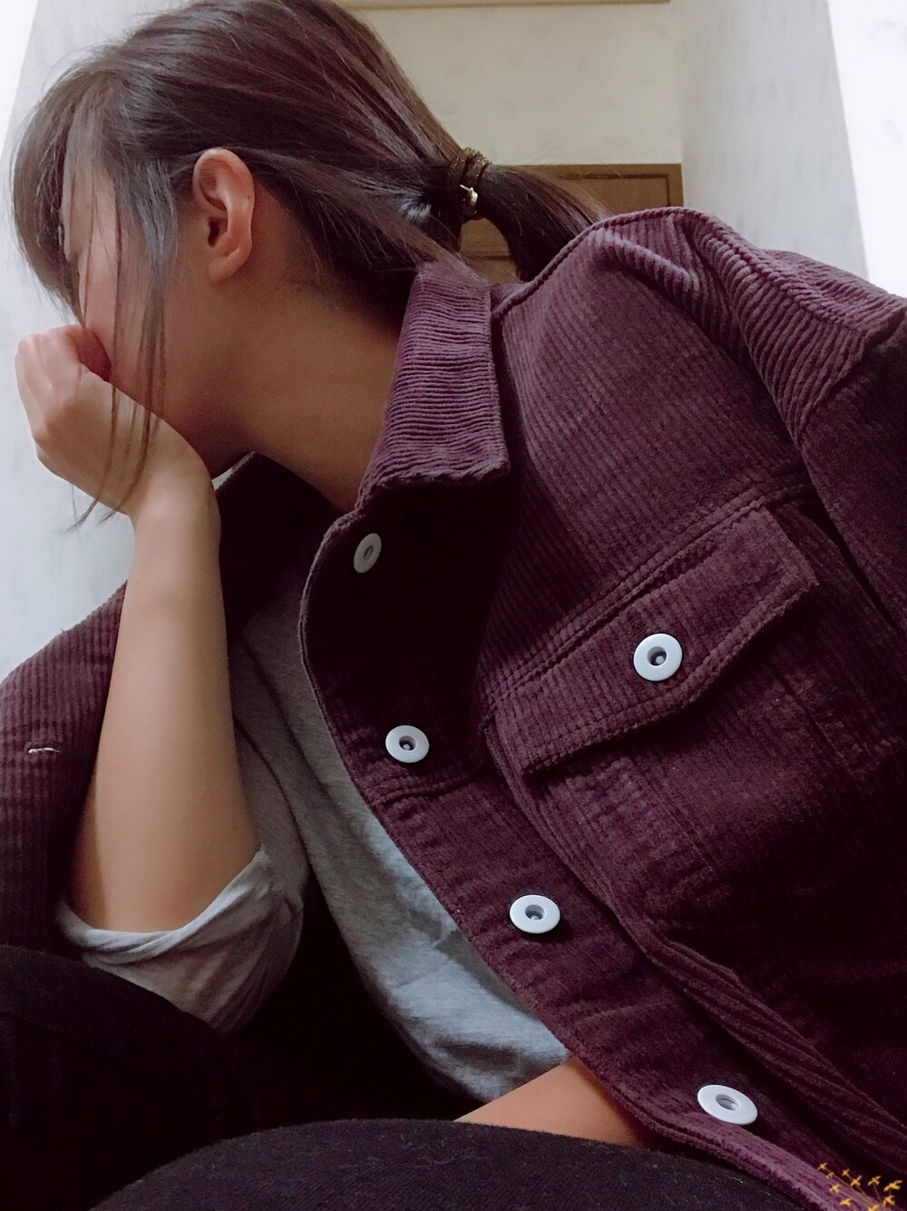 「MEDE19FのＭＥＤＥ１９Ｆ　オーバーサイズ太畝コーデュロイジャケット（その他アウター、パープル系）」を使った、Sakuさん（レディース・163cm）の秋コーディネートの1枚目の写真