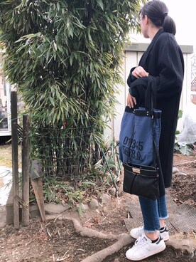 「NINE（ナイン）のアイテム（バッグ）」を使った、Sakuさん（レディース・163cm）の冬コーディネート