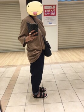 「URBAN RESEARCH（アーバンリサーチ）のアイテム（Tシャツ/カットソー、ベージュ系）」を使った、ねこ ぱんちさん（レディース・160cm）の春コーディネート