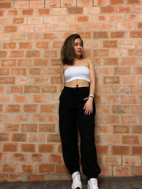 Sabrina Wongさんのコーディネート