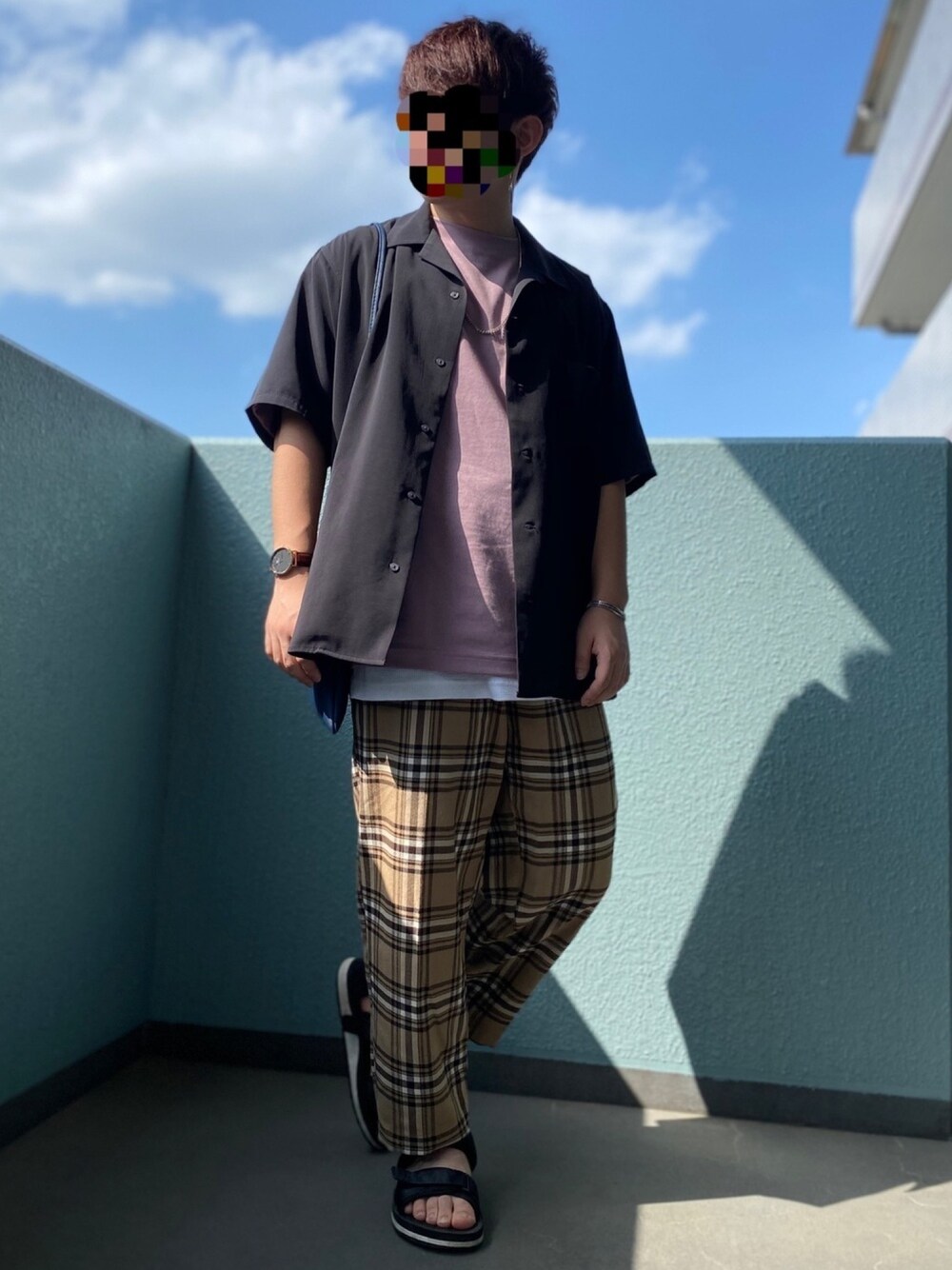 「夏コーデ、低身長、休日スタイル、ootd、ゆるコーデ、チェックパンツ」｜「Re:のRe: - Tassel A /ピアスカフ（ピアス（片耳用）、シルバー系）」を使った、のぼるさん（メンズ・155cm）の夏コーディネートの1枚目の写真