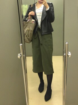 「NATURAL BEAUTY BASIC（ナチュラルビューティーベーシック）のアイテム（ライダースジャケット）」を使った、yuukiさん（レディース・170cm）の春コーディネート