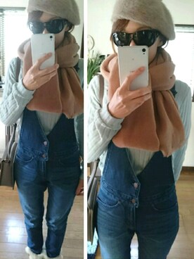 「UGG」｜「アイテム（サロペット/オーバーオール）」を使った、ღ✧mizzunnn✧ღさん（レディース・159cm）の冬コーディネート