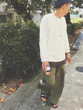 「カーキパンツ」｜Chuuuさん（メンズ・171cm）の秋コーディネート