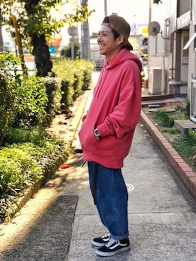 「プルオーバーパーカー」｜「アイテム（アナログ腕時計）」を使った、Chuuuさん（メンズ・171cm）の冬コーディネート