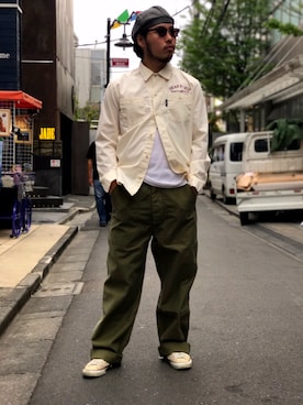 「Schott（ショット）のアイテム（カーゴパンツ）」を使った、Ryuji Abeさん（メンズ・176cm）の春コーディネート