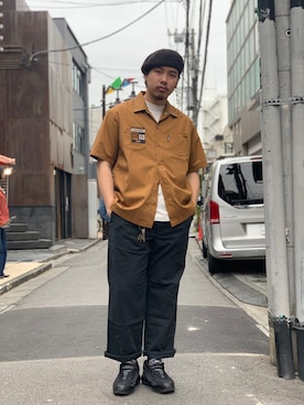 「schott（ショット）のアイテム（スラックス）」を使った、Ryuji Abeさん（メンズ・176cm）の春コーディネート