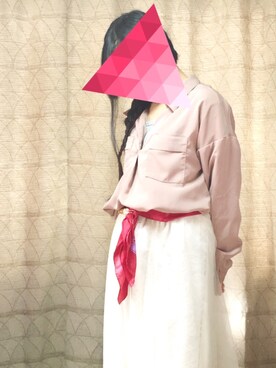 「SPIRALGIRL（スパイラルガール）のタックデコルテシャツ（シャツ/ブラウス、ピンク系）」を使った、友香さん（レディース・149cm）の春コーディネート