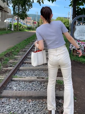 「MARC JACOBS（マークジェイコブス）のアイテム（トートバッグ）」を使った、r27さん（レディース・160cm）の秋コーディネート