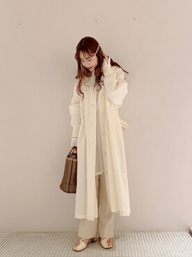 トレンチコートを使った 白コート のレディース人気ファッションコーディネート Wear