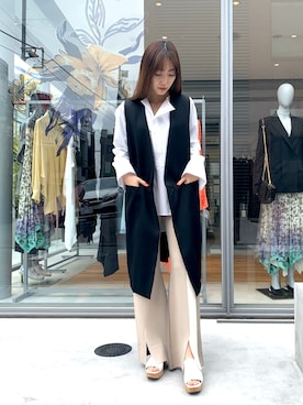 「UJOH（ウジョー）のアイテム」を使った、NATSUさん（レディース・165cm）の春コーディネート