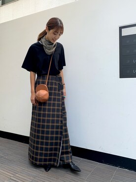 「JW Anderson（ジェイダブリューアンダーソン）のアイテム（バッグ）」を使った、NATSUさん（レディース・165cm）の秋コーディネート