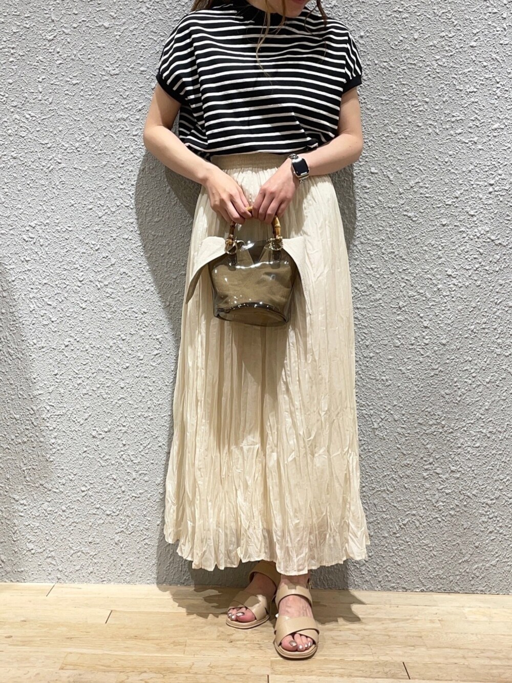 「ボーダー、Tシャツ、モノトーン、ロングスカート、サンダル、SENSEOFPLACE、夏コーデ、オトナカジュアル、おしゃれさんと繋がりたい、いいね、save、フォローお願いします🤑」｜「SENSE OF PLACE by URBAN RESEARCHのUSAコットンフレンチTシャツ（Tシャツ/カットソー、ブラック系）」を使った、あゆさん（レディース・157cm）の春コーディネートの1枚目の写真