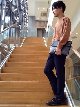 「アイテム（クラッチバッグ、グレー系）」を使った、nano・universe 広島 STAFFさん（メンズ・171cm）の秋コーディネート