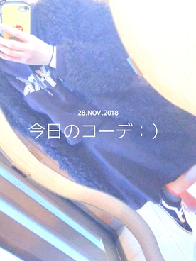 「H&M（エイチ・アンド・エム）のアイテム（パーカー、ブラック系）」を使った、とろろ🐯🐷さん（レディース・159cm）の冬コーディネート