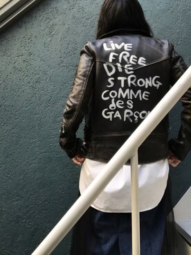 COMME des GARCONS（コムデギャルソン）のライダースジャケットを使っ 