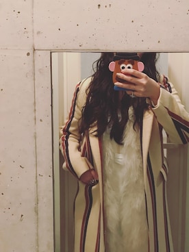 「DRIES VAN NOTEN（ドリスヴァンノッテン）のアイテム（チェスターコート）」を使った、yuiさん（レディース・160cm）の春コーディネート