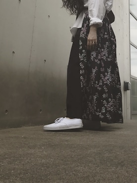 「DRIES VAN NOTEN（ドリスヴァンノッテン）のアイテム（スカート）」を使った、yuiさん（レディース・160cm）の夏コーディネート