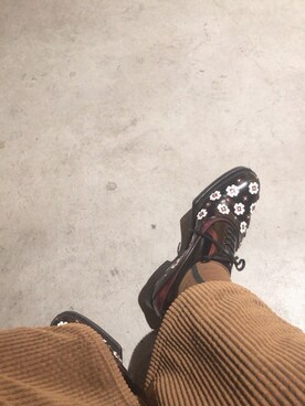 「PRADA（プラダ）のアイテム（その他シューズ）」を使った、yuiさん（レディース・160cm）の春コーディネート