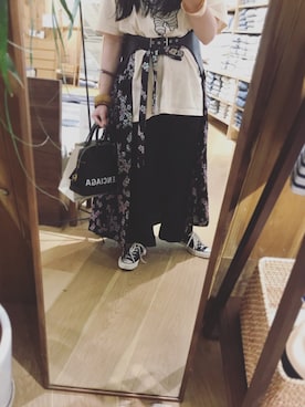 「DRIES VAN NOTEN（ドリスヴァンノッテン）のアイテム（スカート）」を使った、yuiさん（レディース・160cm）の秋コーディネート