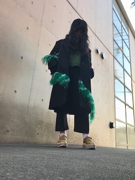 「DRIES VAN NOTEN（ドリスヴァンノッテン）のアイテム（チェスターコート）」を使った、yuiさん（レディース・160cm）の春コーディネート