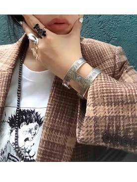 「DRIES VAN NOTEN（ドリスヴァンノッテン）のアイテム（ジャケット/アウター）」を使った、yuiさん（レディース・160cm）の春コーディネート