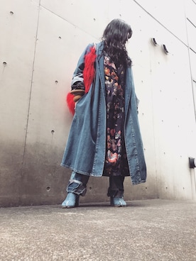 「BALENCIAGA（バレンシアガ）のアイテム（その他アウター）」を使った、yuiさん（レディース・160cm）の春コーディネート
