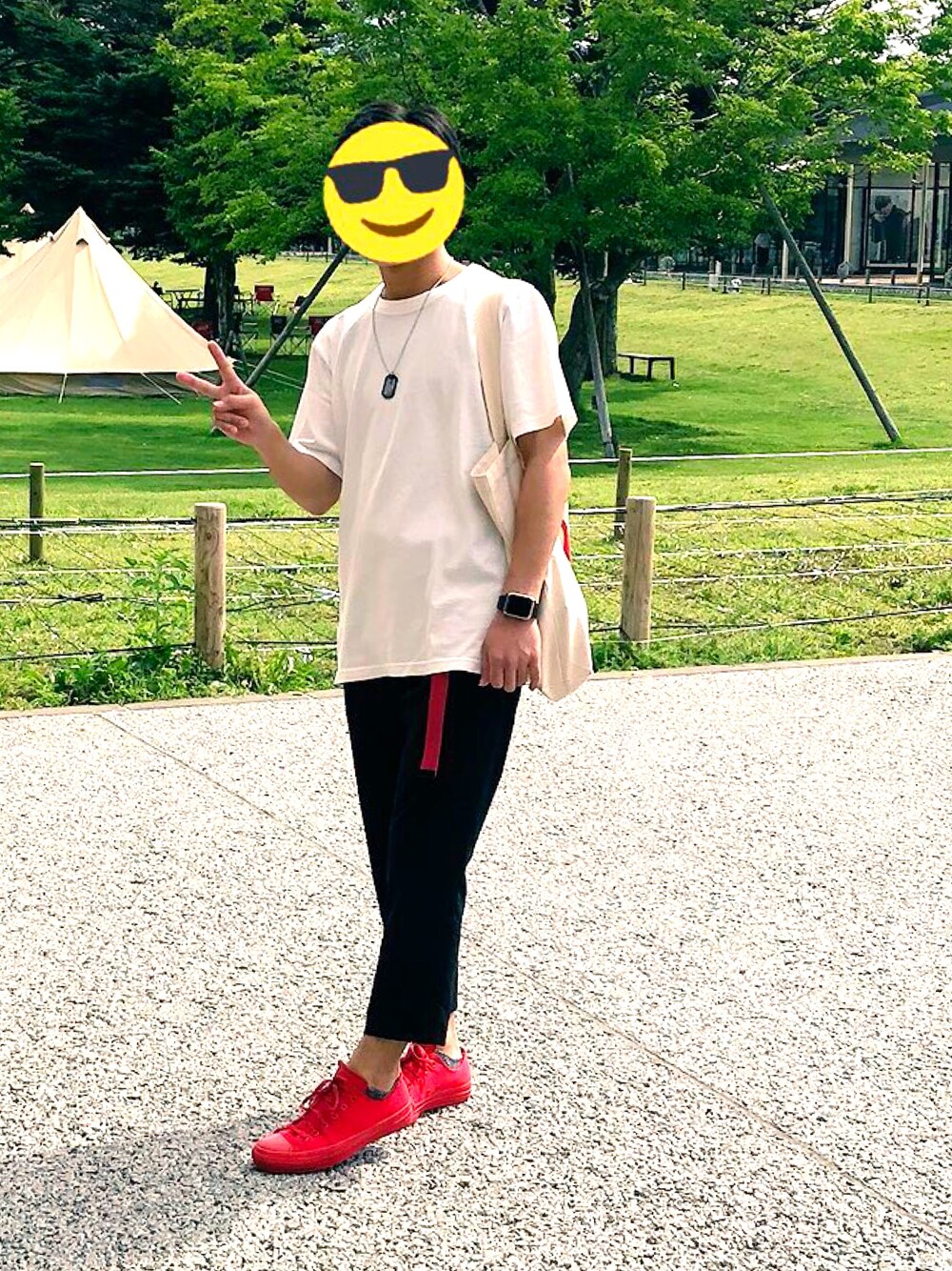 「シンプル、チノパン、ビッグシルエット、プチプラ、UNIQLO、ラクチンコーデ、Tシャツ、いいね、save、フォローお願いします🤑」｜「UNIQLOのアイテム（Tシャツ/カットソー、ホワイト系）」を使った、きーださん（メンズ・167cm）の夏コーディネートの1枚目の写真