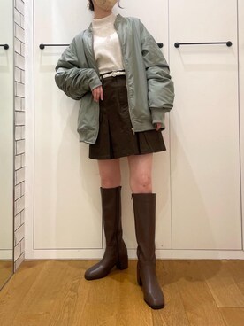 「MAJESTIC LEGON（マジェスティックレゴン）のアイテム（MA-1）」を使った、マジェスティックレゴンルクア大阪店スタッフさん（レディース・153cm）の秋コーディネート