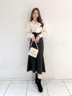 「MAJESTIC LEGON（マジェスティックレゴン）のパールチェーンキルティングバッグ（ショルダーバッグ）」を使った、マジェスティックレゴンルクア大阪店スタッフさん（レディース・162cm）の冬コーディネート