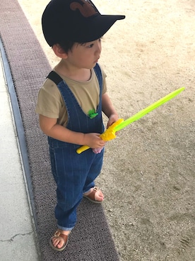 「bobochoses」｜「アイテム（オールインワン・サロペット）」を使った、りく・みさき・母さん（キッズ・100cm）の秋コーディネート