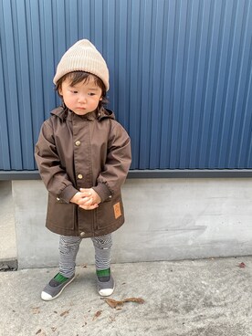 「Mini Rodini（ミニロディーニ）のアイテム（ジャケット/アウター）」を使った、りく・みさき・母さん（キッズ・110cm）の秋コーディネート