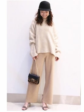 「おでかけ」｜「アイテム（キャップ）」を使った、natsukiさん（レディース・162cm）の秋コーディネート