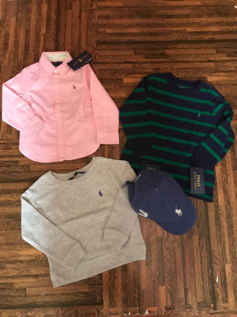 「お買い物」｜「POLO RALPH LAUREN CHILDRENSWEARのアイテム（その他、その他）」を使った、せーちゃんさん（キッズ・80cm）の冬コーディネートの1枚目の写真