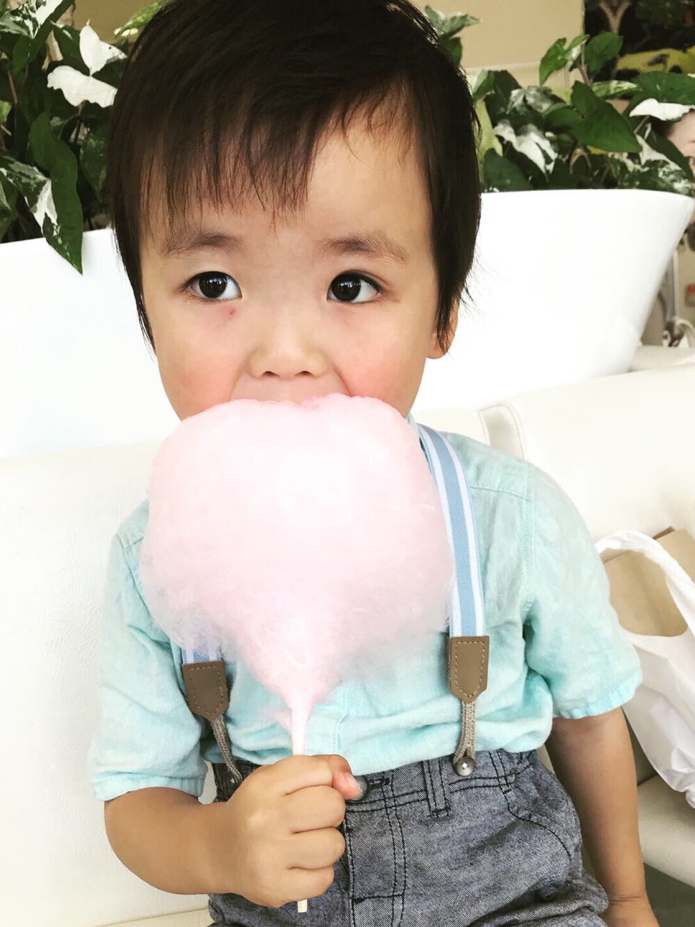 「キッズコーデ、お誕生日コーデ」｜「H&Mのアイテム（セットアップ、ブルー系）」を使った、せーちゃんさん（キッズ・90cm）の秋コーディネートの1枚目の写真