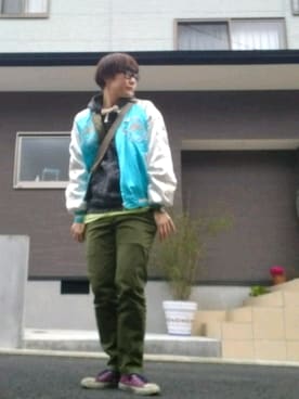 「430（フォーサーティ）のアイテム（パンツ）」を使った、Yukaco Imamuraさん（レディース・166cm）の冬コーディネート