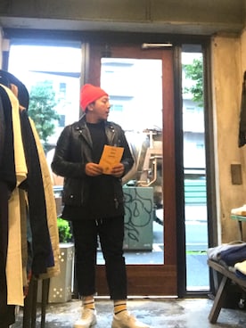 「carhartt」｜「アイテム（ライダースジャケット）」を使った、伊藤孝法さん（メンズ・165cm）の秋コーディネート