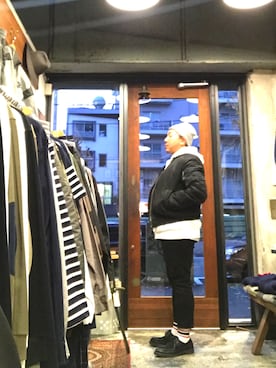 「carhartt」｜「アイテム（その他シューズ）」を使った、伊藤孝法さん（メンズ・165cm）の冬コーディネート